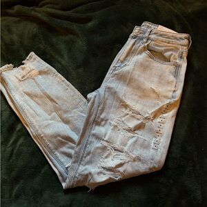 American Eagle Outfitters Light Blue Mom Jeans NWT
